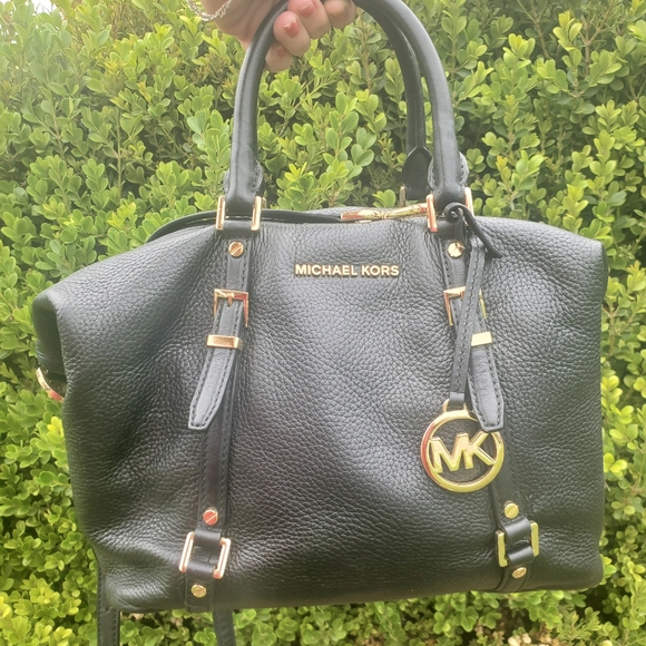 MICHAEL Kors BEDFORD LEGACY MEDIUM CONVERTIBLE SATCHEL - Picture 14 of 16